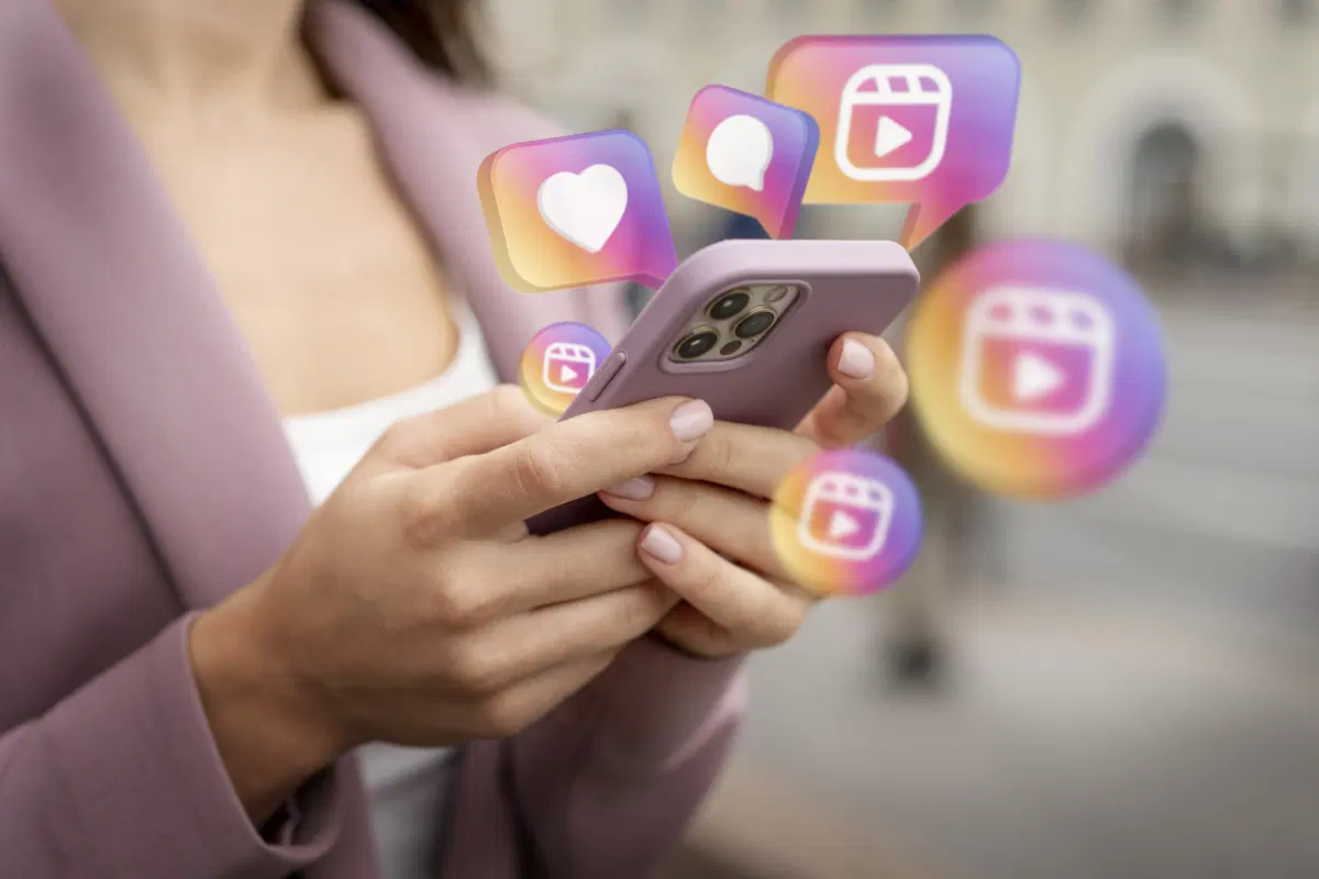 Benefits of AI Social Media Management Solutions